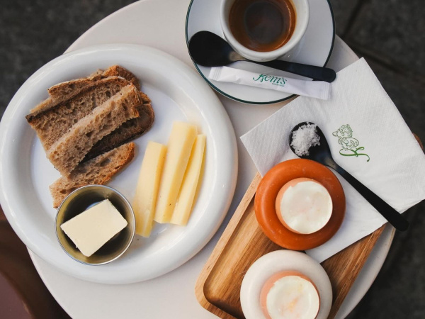 Rem’s Coffee Shop Paris 2