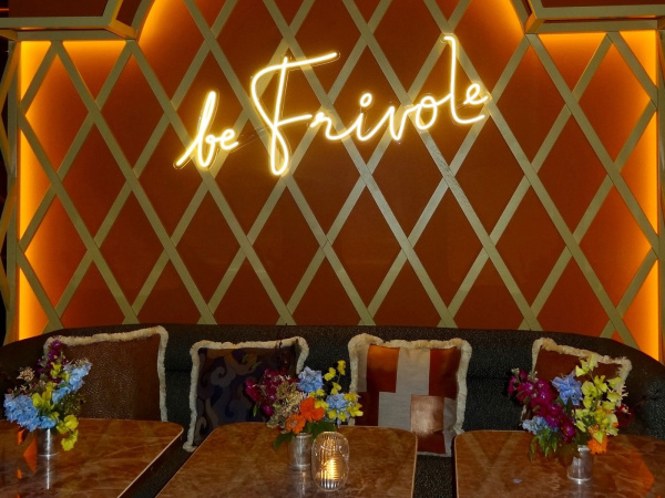 Le Frivole Paris 8